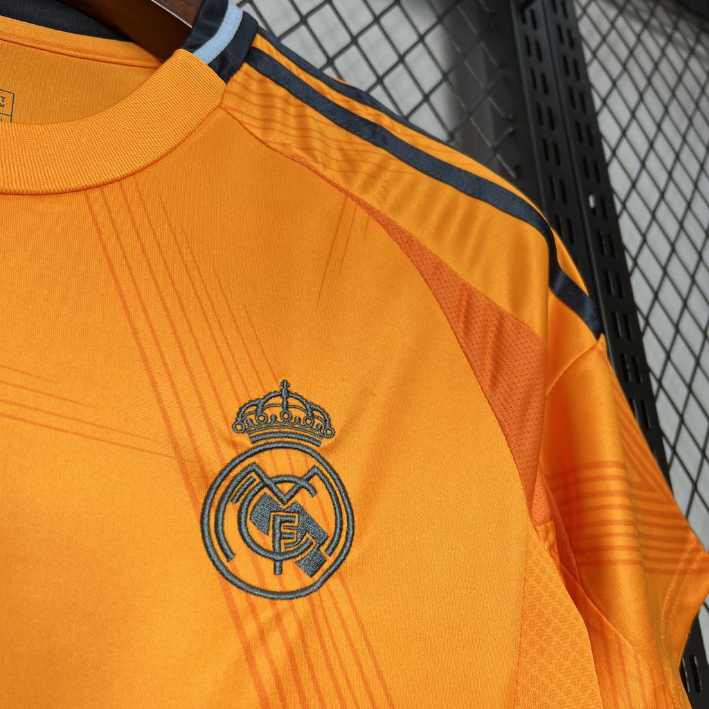 Maillot extérieur Réal Madrid 2024-25