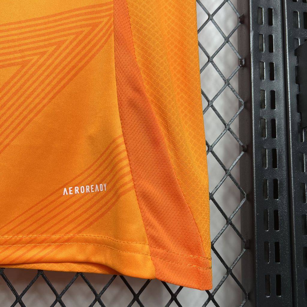 Maillot extérieur Réal Madrid 2024-25