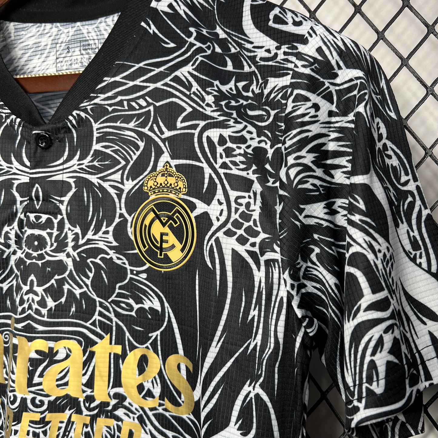 Maillot concept dragon Real Madrid 2023