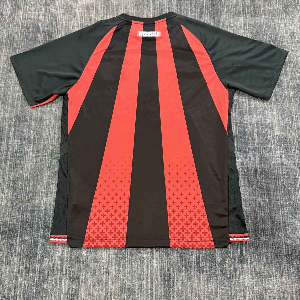 Maillot domicile Leverkusen 2026-27
