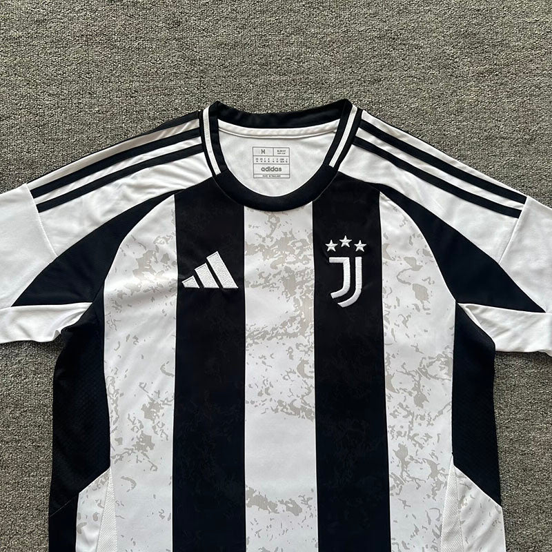 Maillot domicile Juventus 2024-25