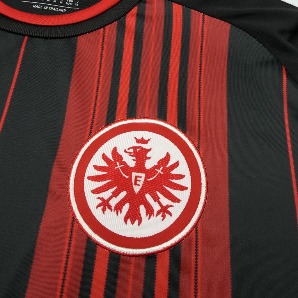 Maillot domicile Eintracht Francfort 2026-27