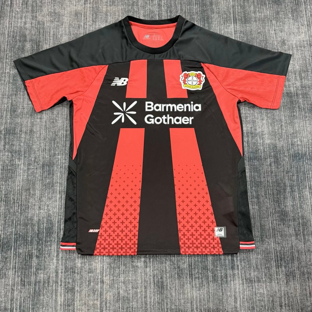 Maillot domicile Leverkusen 2026-27