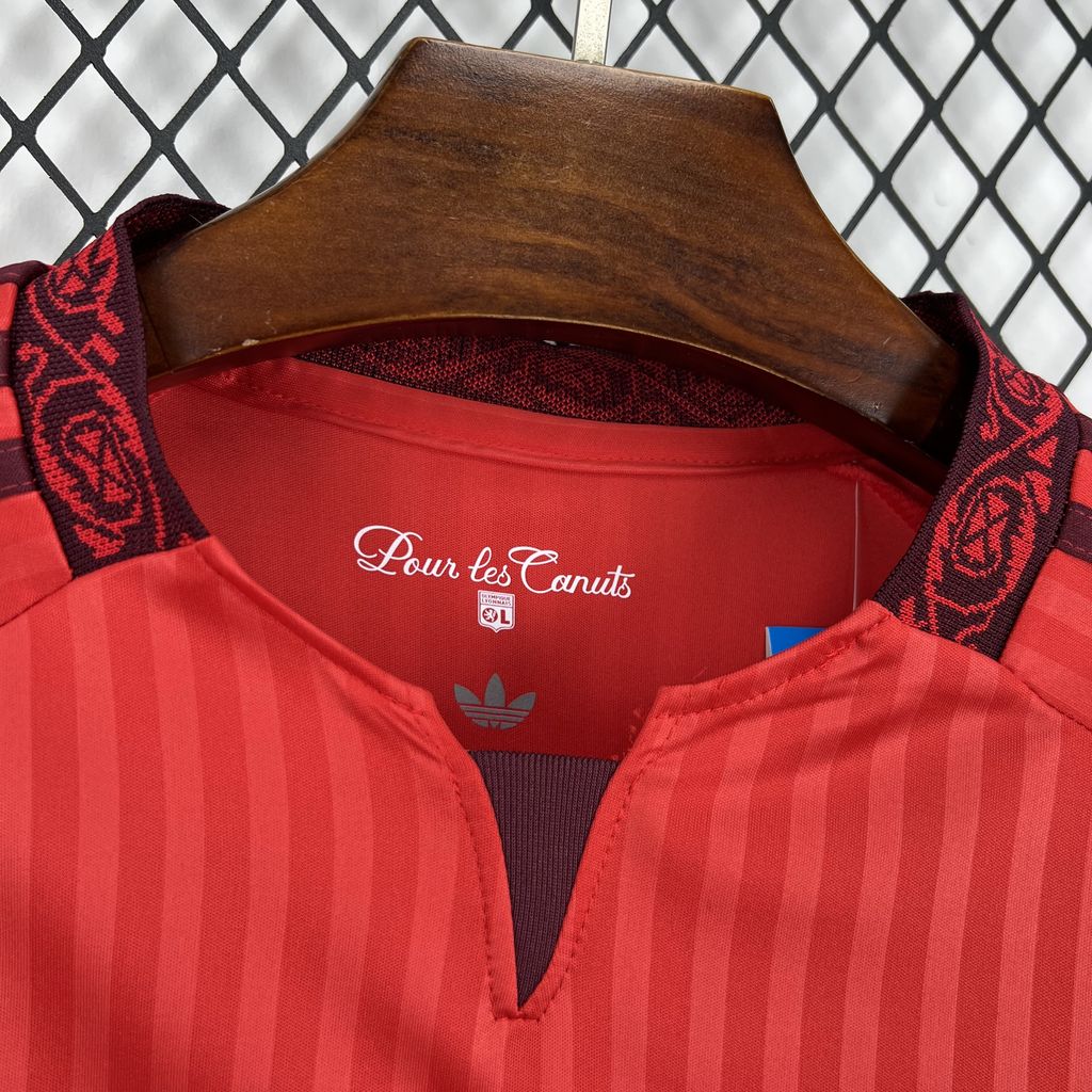 Maillot extérieur Lyon 2026-27