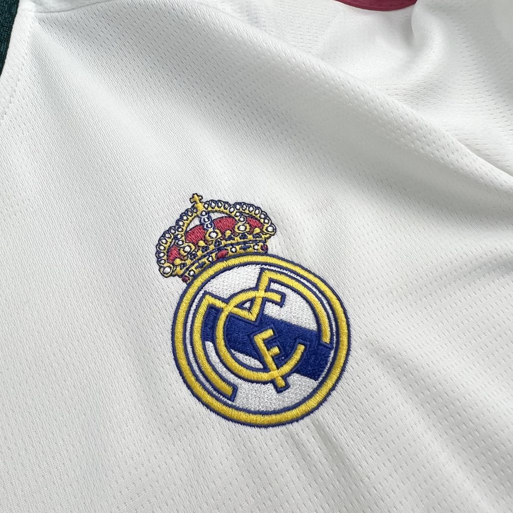 Maillot dom Real Madrid 2026-27 (manches longues)