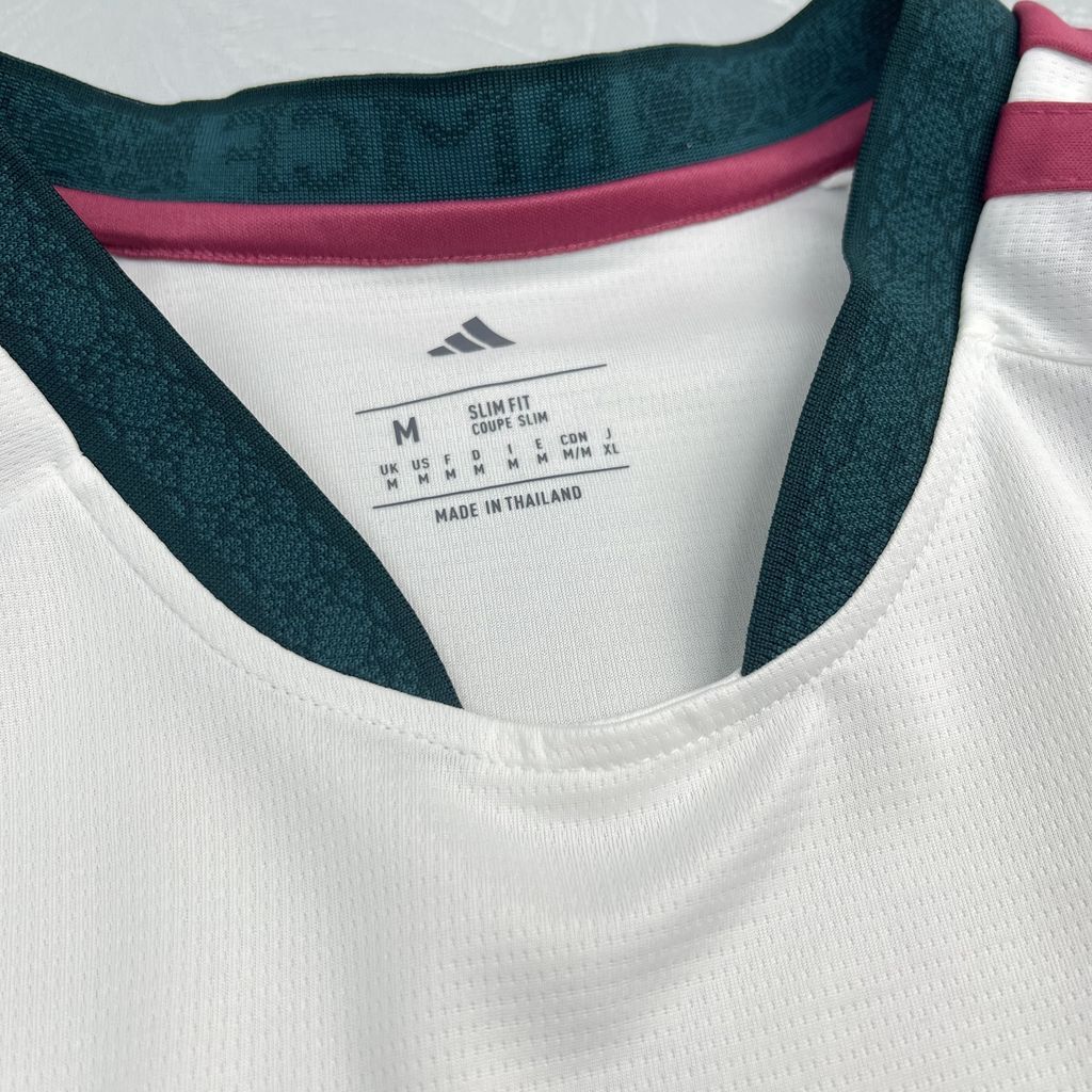 Maillot dom Real Madrid 2026-27 (manches longues)